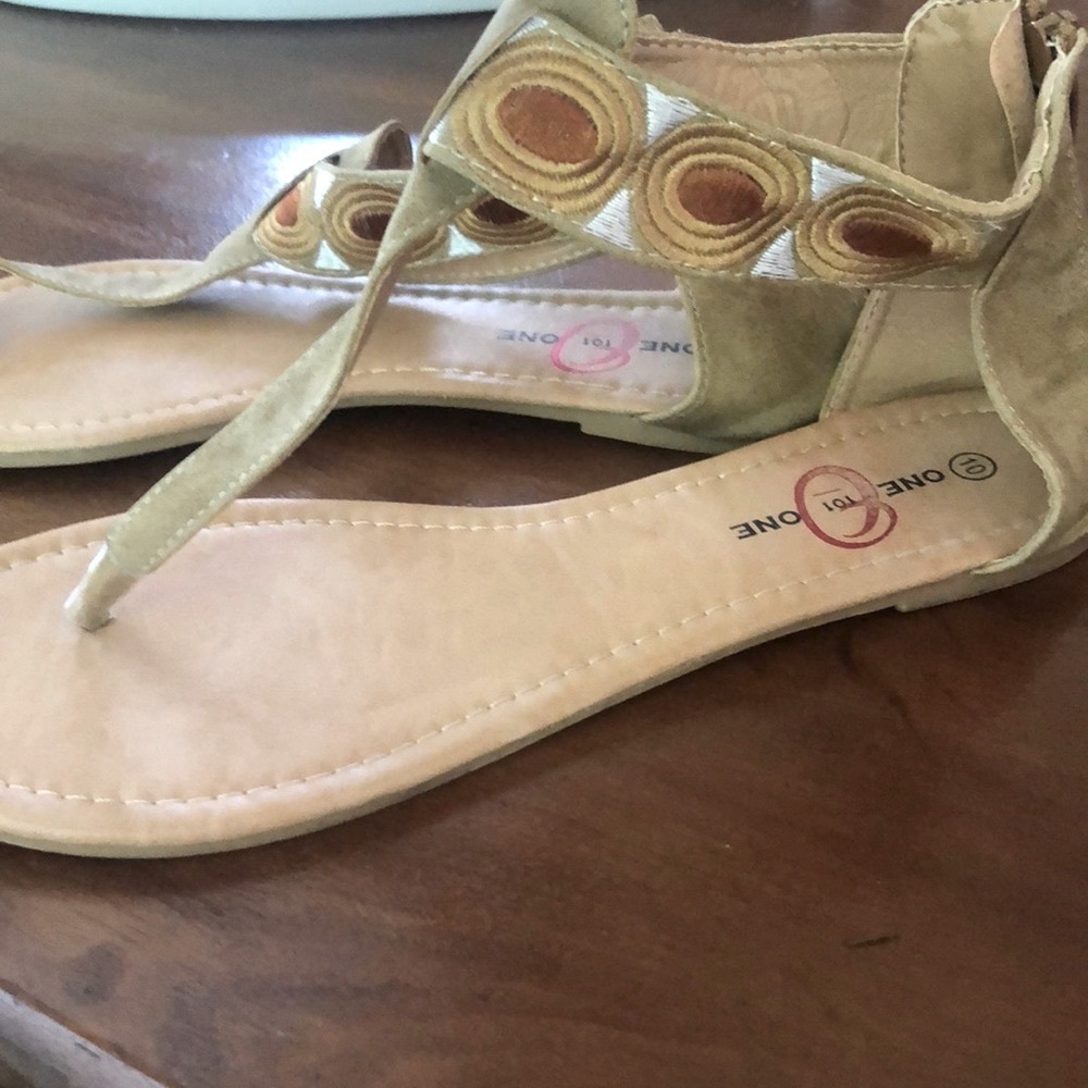 101 Sandals